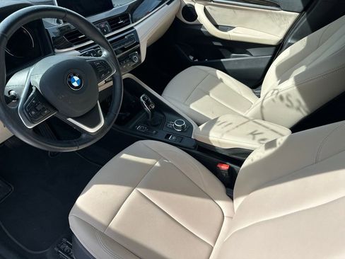 Used 2022 BMW X1 xDrive28i w/ Premium Package AWD/4WD image 9