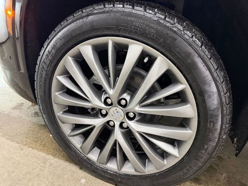 New 2026 Buick Enclave Avenir w/ Super Cruise Package image 8