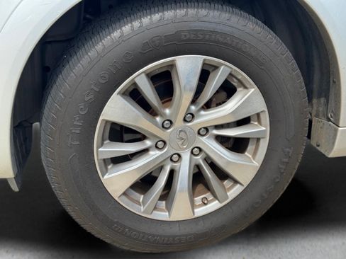 Used 2017 INFINITI QX80 2WD image 3