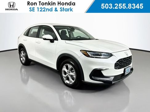 Used 2025 Honda HR-V LX image 1