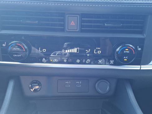 New 2026 Nissan Rogue SV image 10