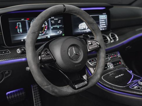 Used 2018 Mercedes-Benz E 63 AMG S image 41