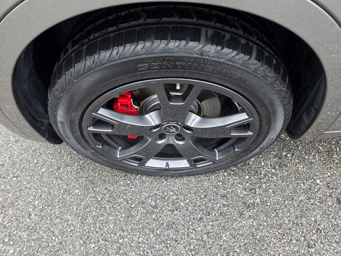 Used 2019 Maserati Levante GranSport image 15