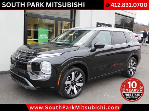 Used 2025 Mitsubishi Outlander GT image 2