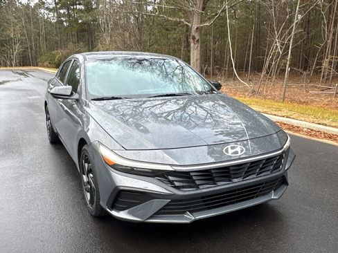 New 2026 Hyundai Elantra Sport FWD image 8