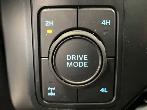 Certified 2023 Ford F350 Lariat w/ Lariat Ultimate Package image 28