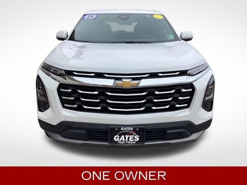 Used 2025 Chevrolet Equinox LT FWD image 3