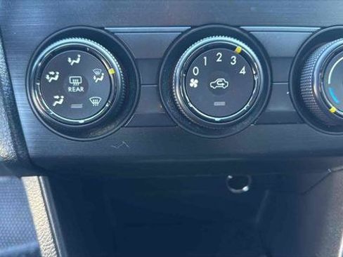 Used 2012 Subaru Impreza 2.0i image 22