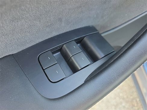 Used 2023 Tesla Model Y Long Range image 16