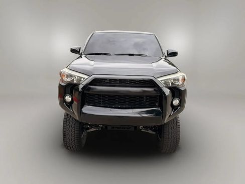 Used 2016 Toyota 4Runner SR5 RWD image 4