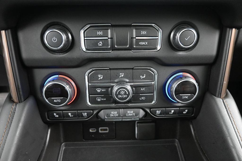 Used 2021 Chevrolet Tahoe High Country AWD/4WD image 22