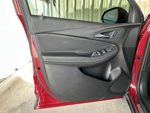 Used 2021 Buick Encore GX Preferred FWD image 10