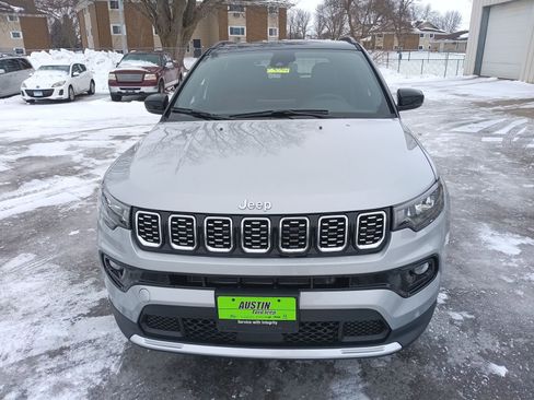 New 2026 Jeep Compass Limited image 8