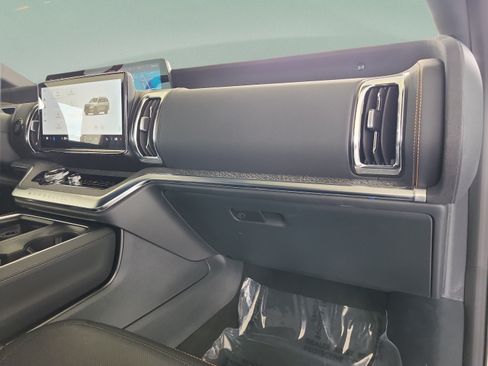 Certified 2025 Ford Expedition Tremor AWD/4WD image 20