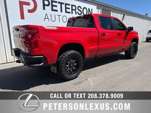 Used 2022 Chevrolet Silverado 1500 LT Trail Boss w/ Protection Package AWD/4WD image 4