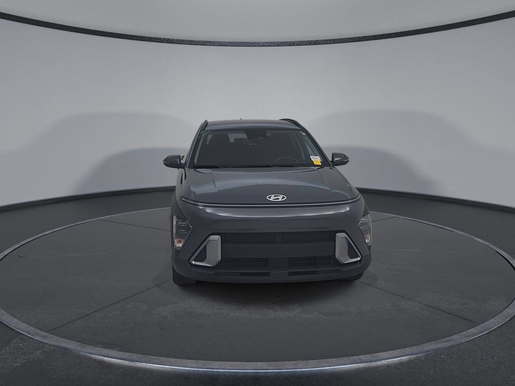 Used 2025 Hyundai Kona SEL FWD image 5