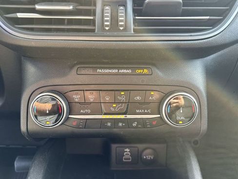 Used 2024 Ford Escape Active image 18