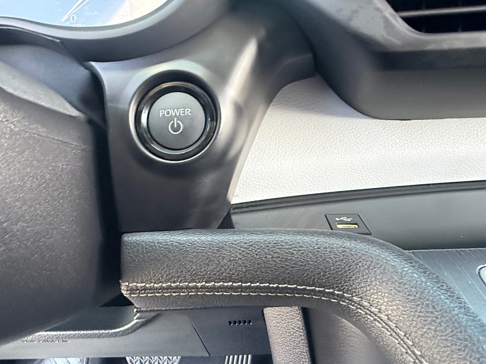 Certified 2026 Toyota Sienna XLE FWD image 20