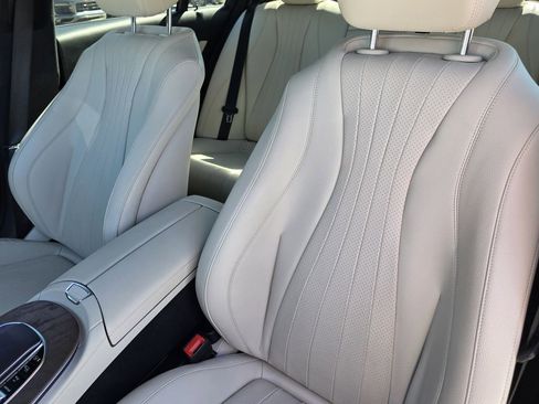 Used 2022 Mercedes-Benz E 350 Sedan image 15
