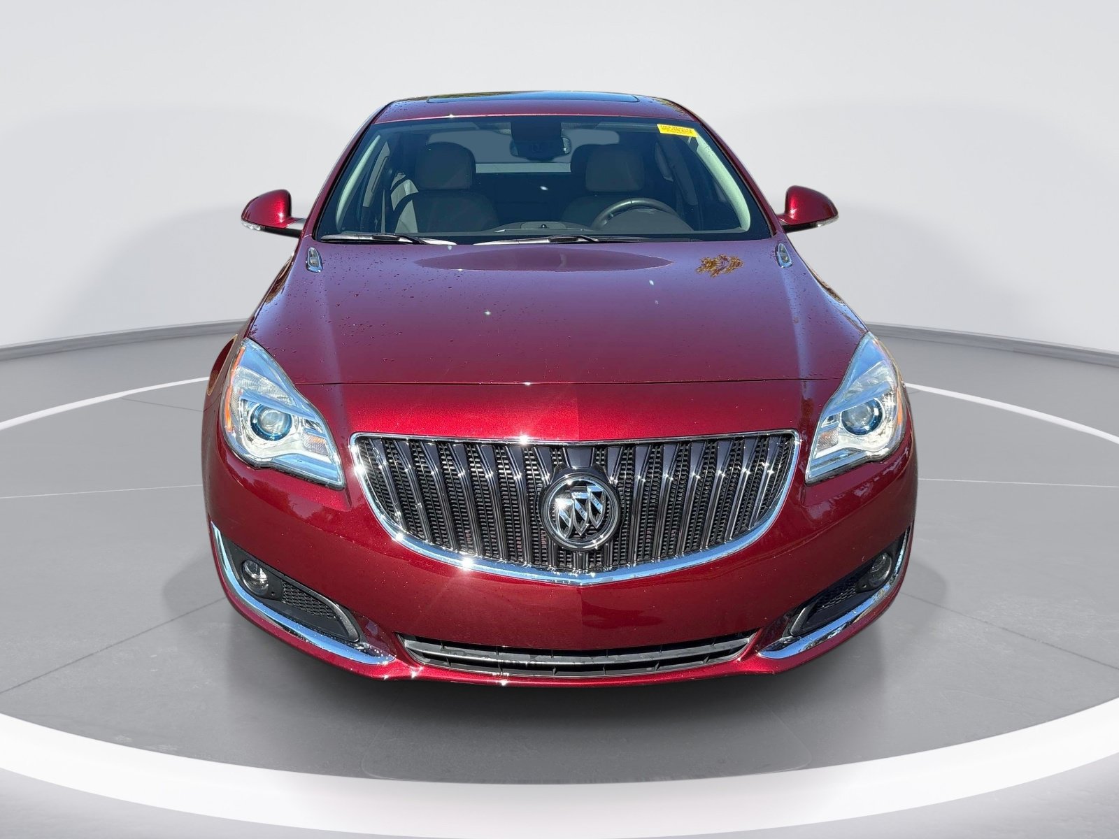 Used 2016 Buick Regal FWD image 2
