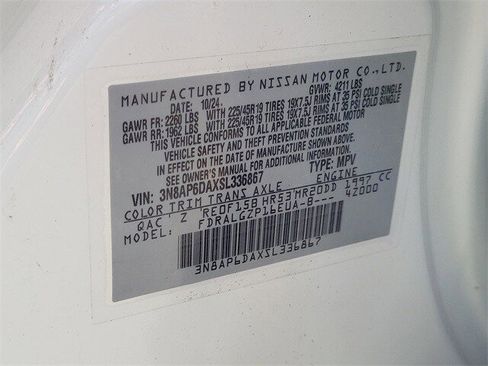 Certified 2025 Nissan Kicks SR image 33