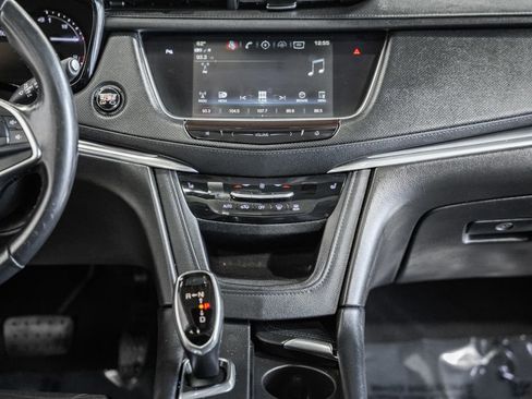 Used 2019 Cadillac XT5 Luxury image 26