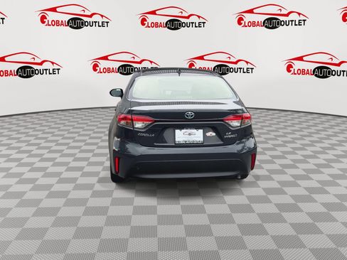 Used 2023 Toyota Corolla LE FWD image 7