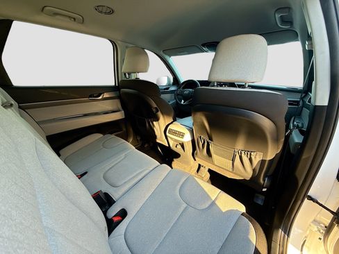 Used 2020 Hyundai Palisade SE image 30