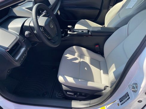 New 2026 Toyota Prius XLE image 9