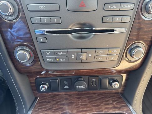 Used 2019 Nissan Armada Platinum w/ Captain's Chairs Package image 21