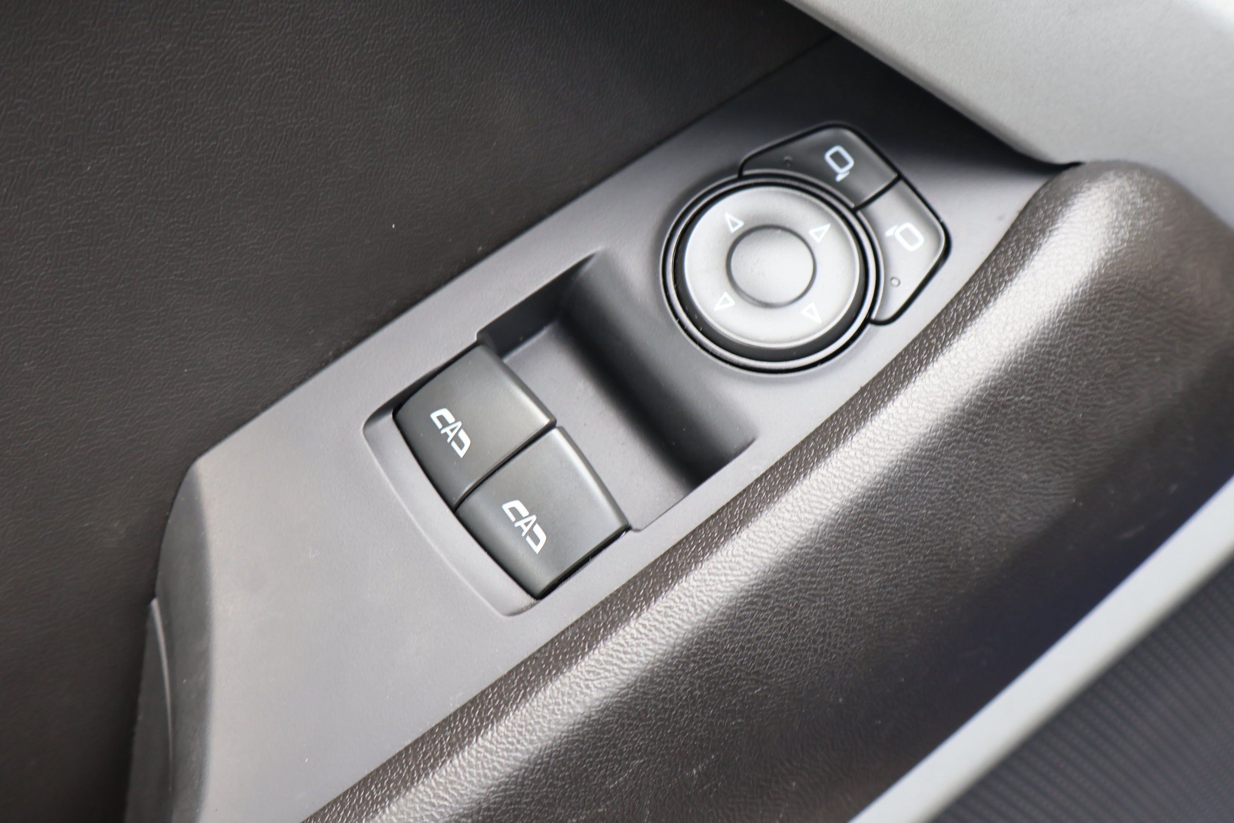 Used 2023 Chevrolet Camaro LT RWD image 13