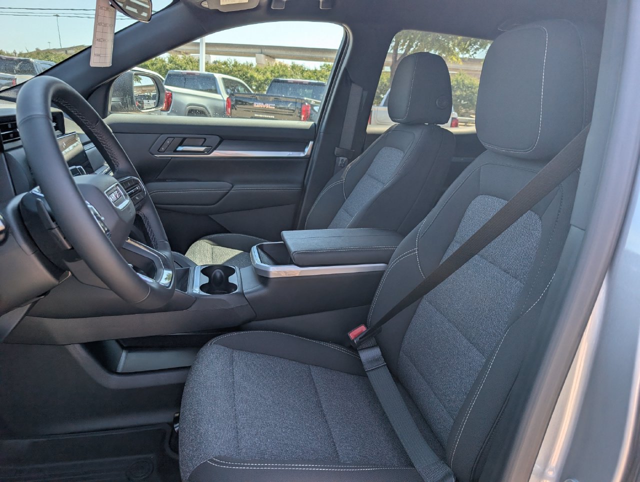 New 2027 GMC Terrain Elevation w/ LPO, Floor Liner Package FWD image 19