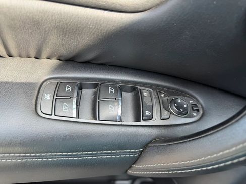 Used 2018 Nissan Armada SL w/ Moonroof Package AWD/4WD image 18