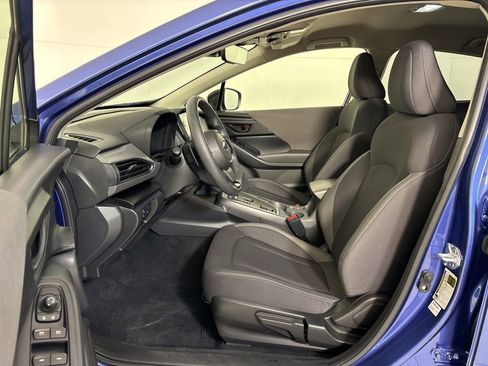 Used 2025 Subaru Crosstrek 2.0i Premium image 14