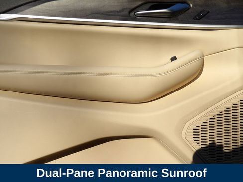 Used 2023 Jeep Grand Cherokee L Limited w/ Trailer Tow Group (B) image 9