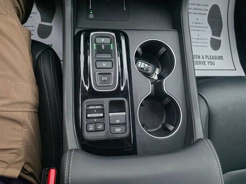 Certified 2025 Honda Pilot EX-L image 19