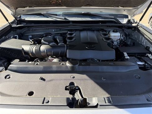 Used 2019 Toyota 4Runner TRD Off-Road image 30