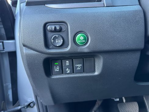 Used 2021 Honda Ridgeline Sport image 33