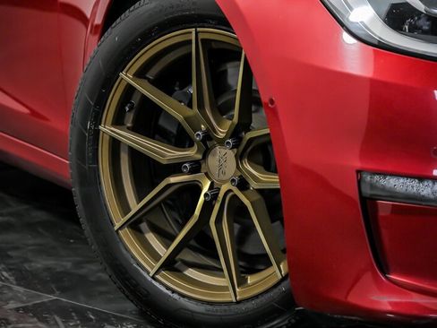 Used 2022 Tesla Model S Plaid AWD/4WD image 3