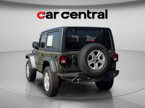 Used 2021 Jeep Wrangler Sport AWD/4WD image 7