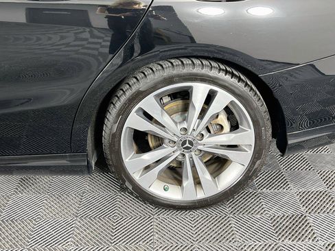 Used 2019 Mercedes-Benz CLA 250 4MATIC image 32