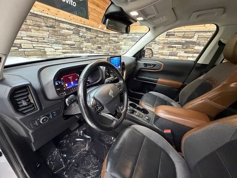 Used 2022 Ford Bronco Sport Outer Banks w/ Tech Package AWD/4WD image 12