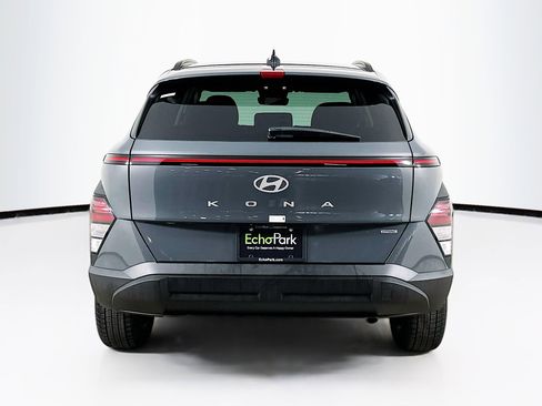Used 2025 Hyundai Kona SEL image 7