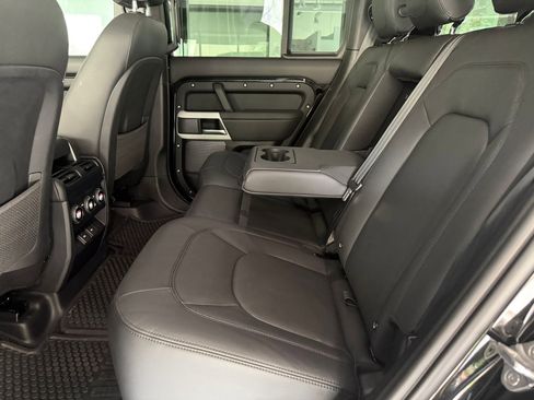 Used 2024 Land Rover Defender 110 SE AWD/4WD image 14