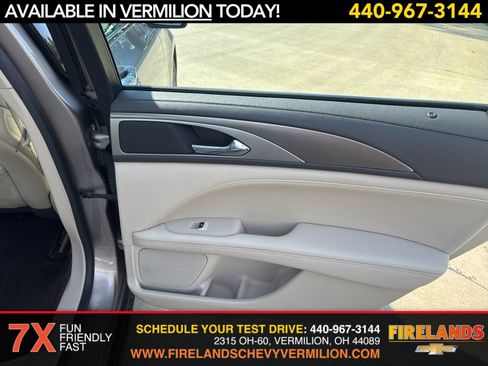 Used 2018 Lincoln MKZ Premiere image 30