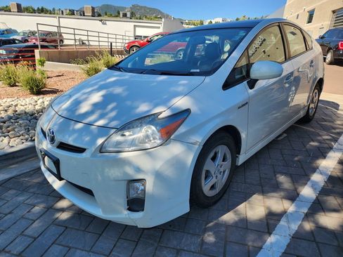 Used 2010 Toyota Prius Five FWD image 4