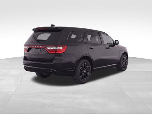 Used 2022 Dodge Durango R/T w/ Blacktop Package AWD/4WD image 4