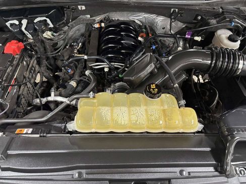 Used 2019 Ford F150 Lariat AWD/4WD image 11