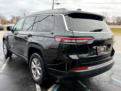 Used 2022 Jeep Grand Cherokee L Limited image 3