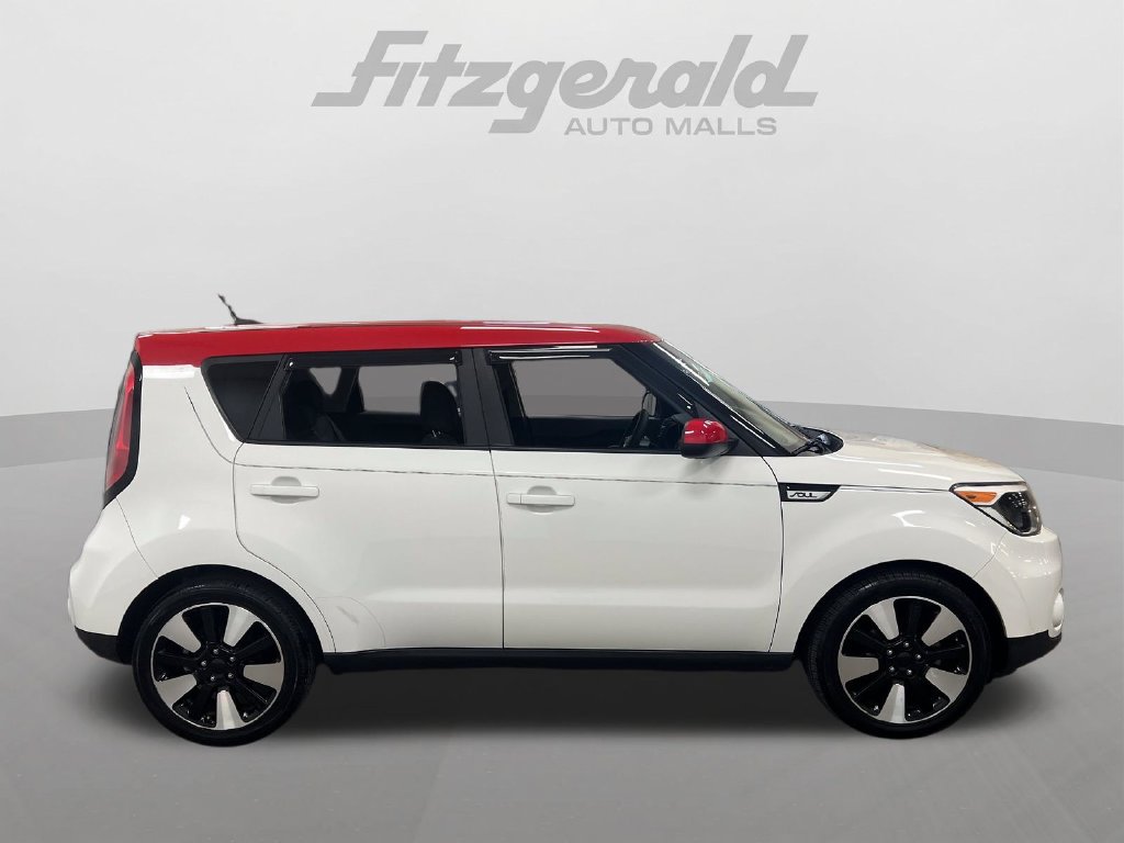 Used 2018 Kia Soul + FWD image 6